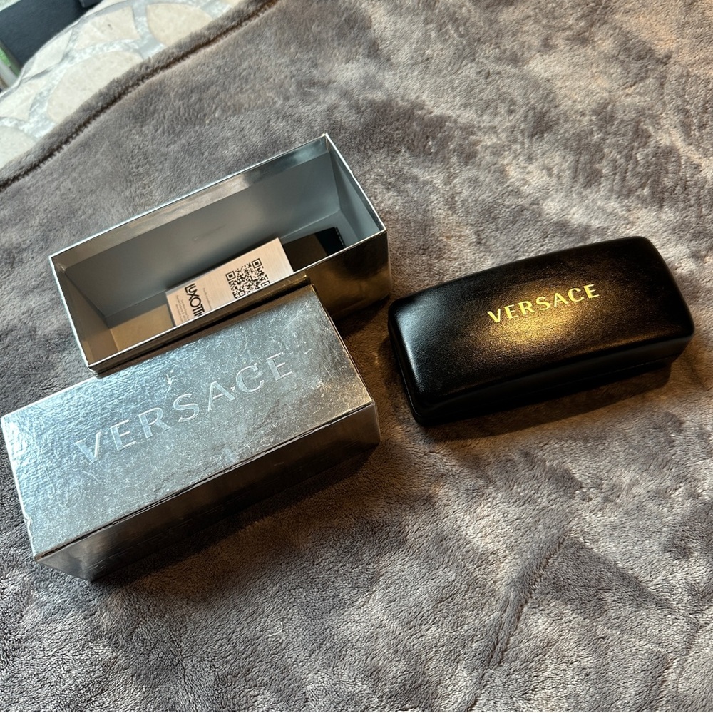 Pristine Versace Aviators Sunglasses Polarized Sh… - image 8